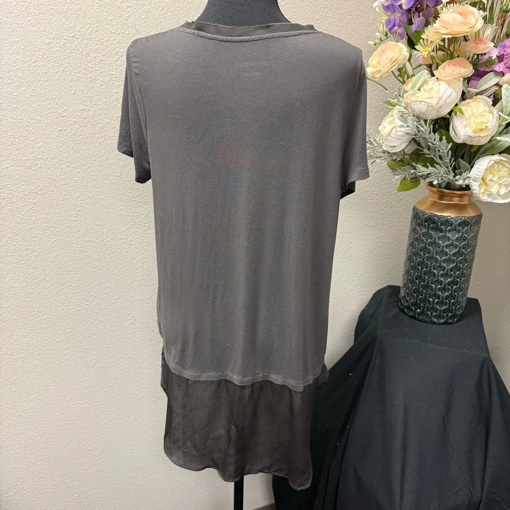 Merona Layered Hem Tee – Gray Short Sleeve Top with Sheer Detail, Size Large - Picture 3 of 7